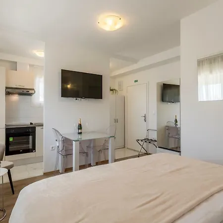 아파트 Mise Luxury Kaštela