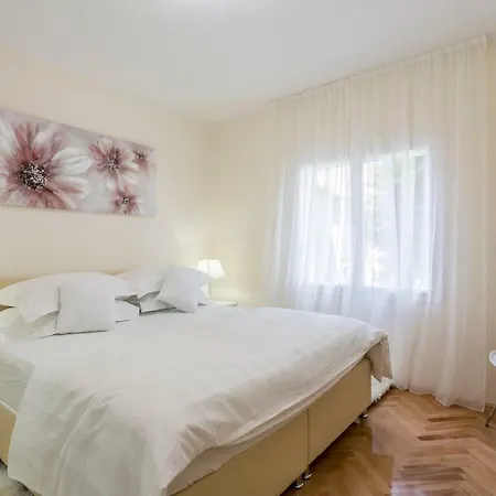Mise Luxury * Kaštela